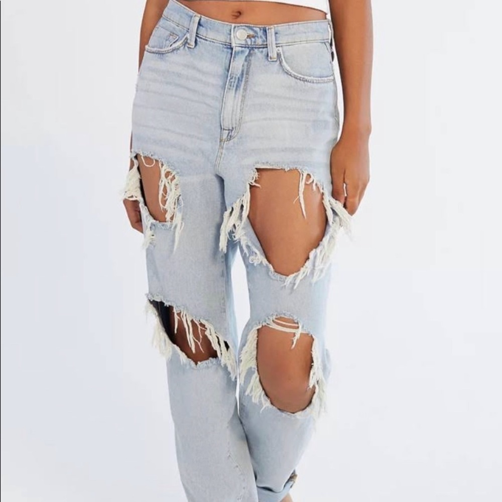 NWT UO BDG High-Waisted Super Distressed Ripped Mom Jeans